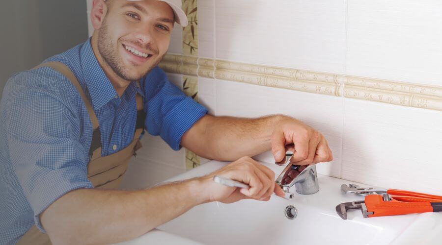 Professional bathroom faucet installation in Evanston, IN